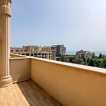 Argisht Partez 1br With Sea View And Pool Apartamento Varna
