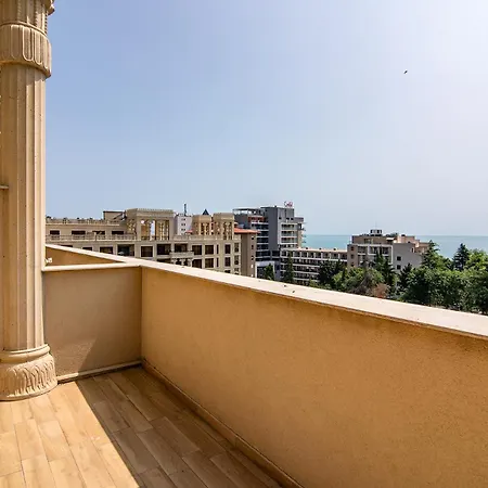 Argisht Partez 1br With Sea View And Pool شقة فارنا