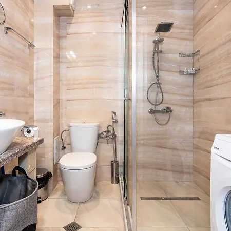 Argisht Partez 1br With Sea View And Pool